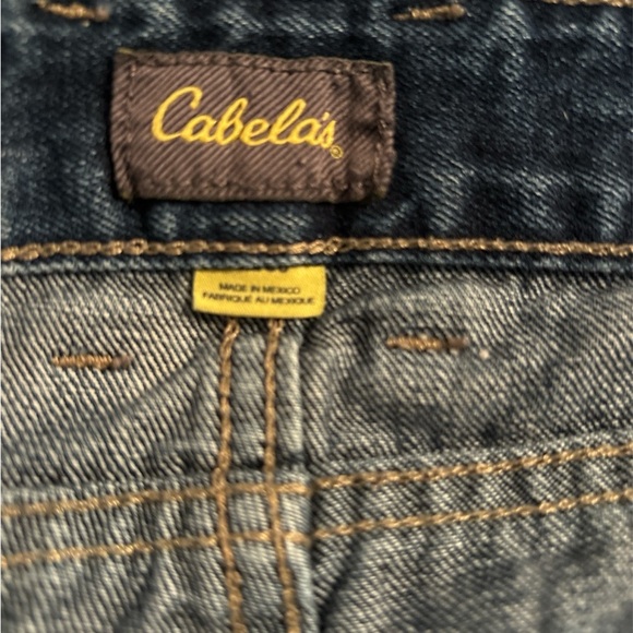 Cabela’s Rugged Wear Classic Fit Jeans for Men - Picture 4 of 5